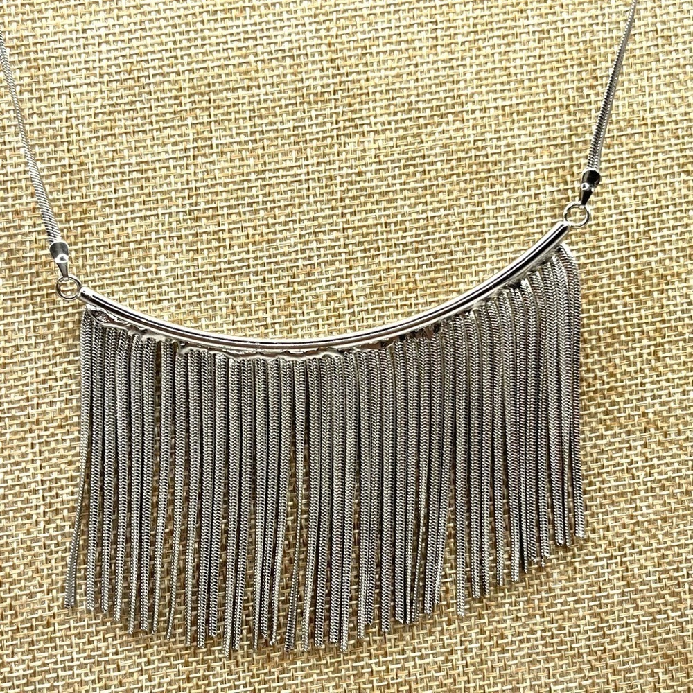 Natasha necklace Bold Chain Bar Necklace Silvertone Necklace with Chains